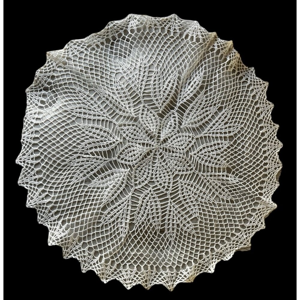 Handcrafted White Crocheted Cotton Doily 25.5" D Wedding Cottage Country Core